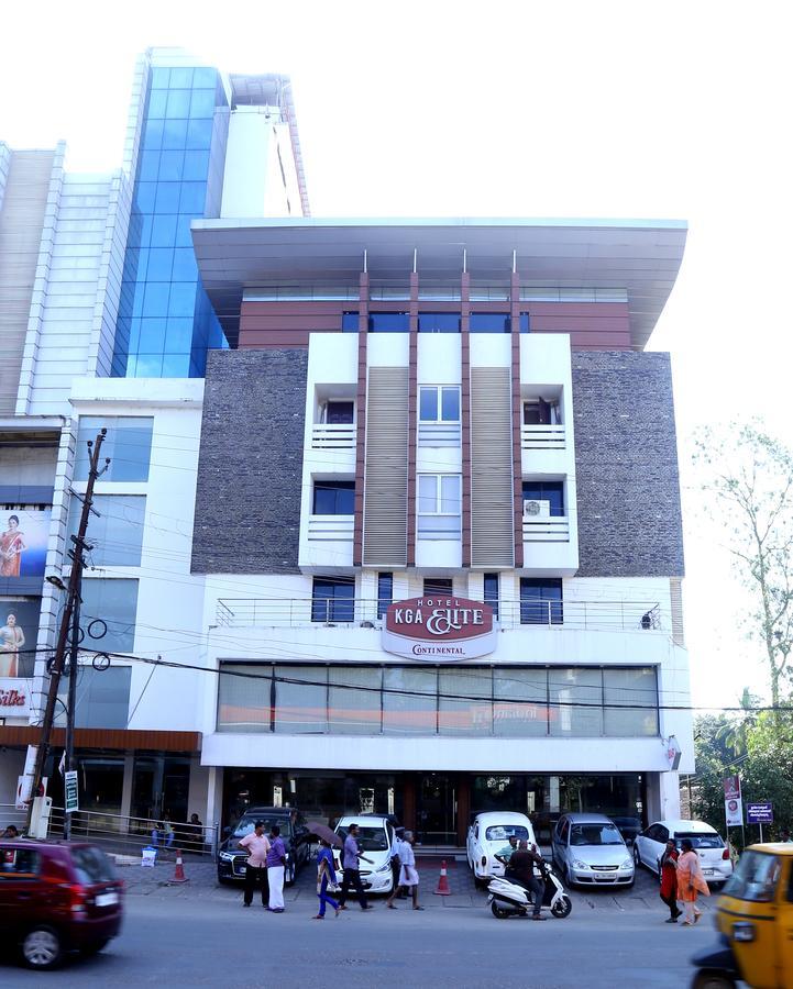 Kga Elite Continental Hotel Tiruvalla Buitenkant foto