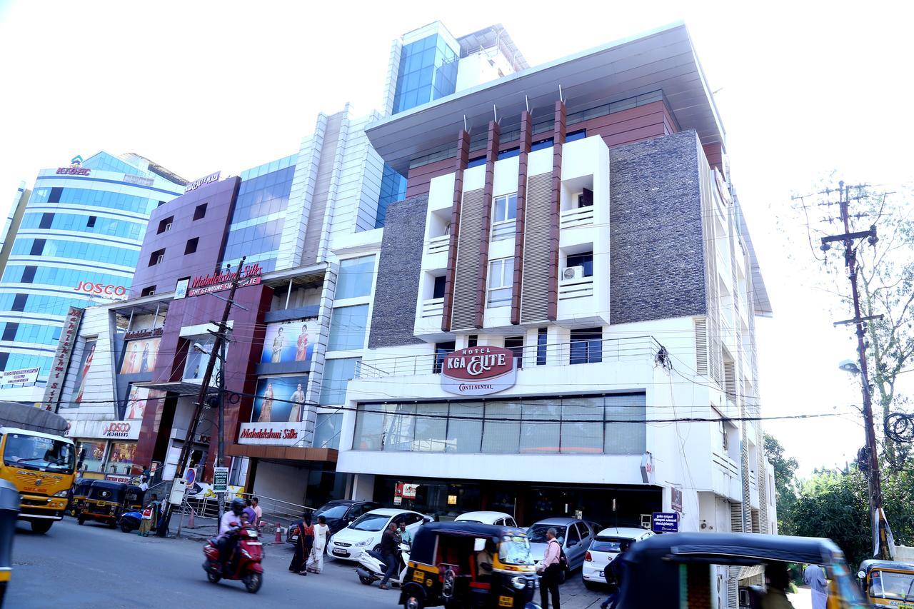 Kga Elite Continental Hotel Tiruvalla Buitenkant foto